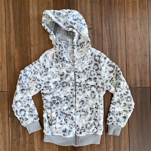 âď¸ Wonder Nation Snow Leopard Jacket size M 7/8